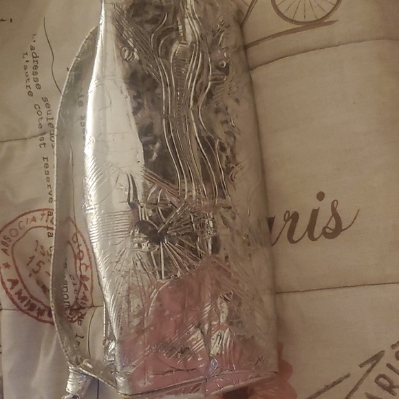 Shiny silver metallic gemstone bag - Picture 3 of 5